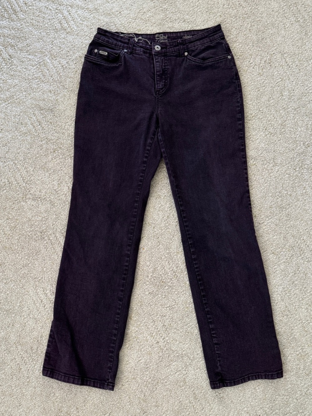 FDJ Purple “Olivia” Straight-Leg Jeans Ladies Size 6 Petite